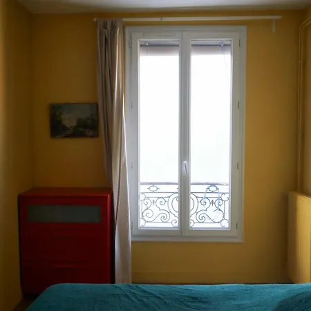 Cozy Near The Eiffel Tower 아파트 *